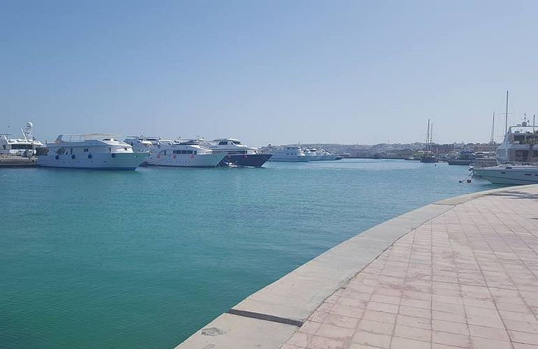 Private Stadtrundfahrt durch Hurghada von Sahl Hasheesh aus 