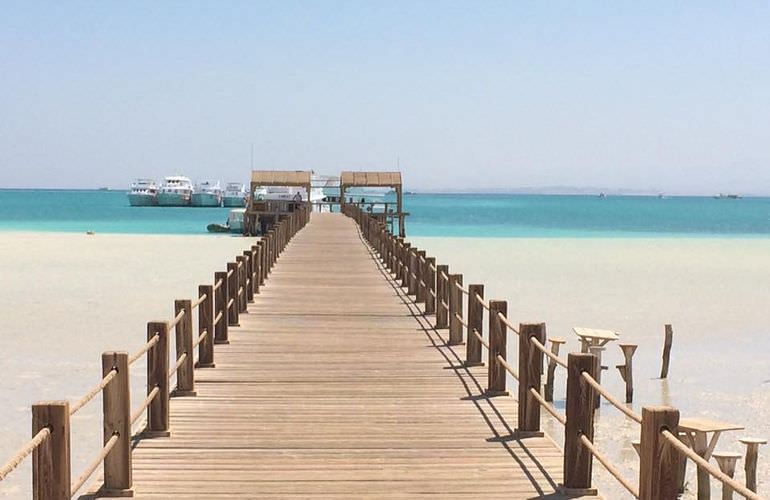 Ausflug von Sahl Hasheesh zur Orange Bay Insel mit Schnorchelerlebnis