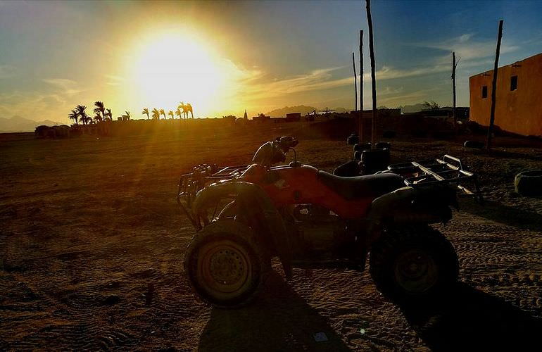 Quad Tour am Nachmittag durch die Wüste von Sahl Hasheesh