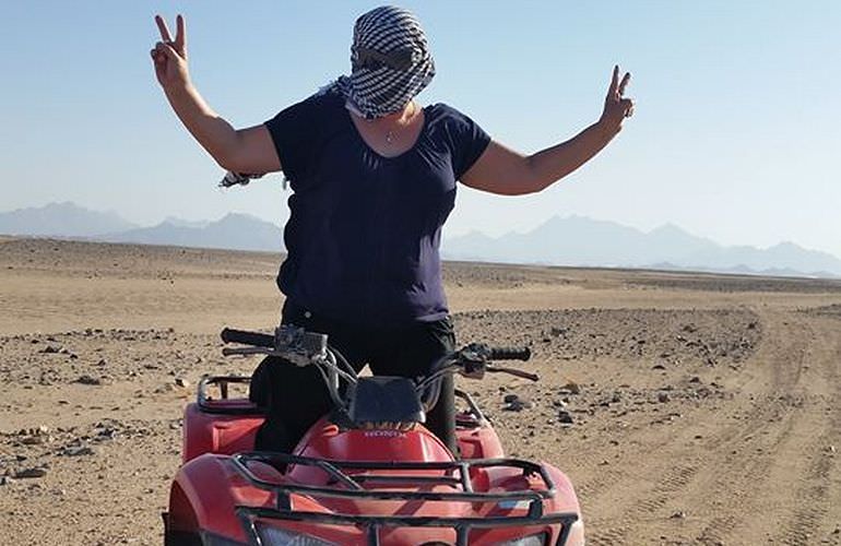 Quad Tour am Nachmittag durch die Wüste von Sahl Hasheesh