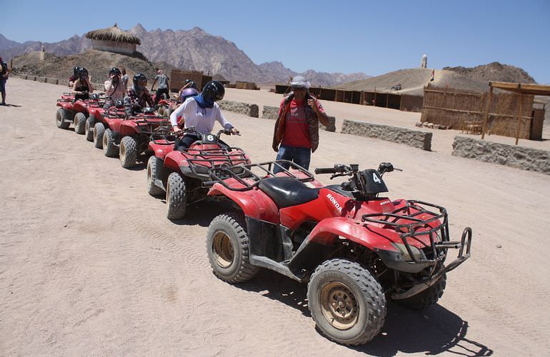 Quad Tour am Nachmittag durch die Wüste von Sahl Hasheesh