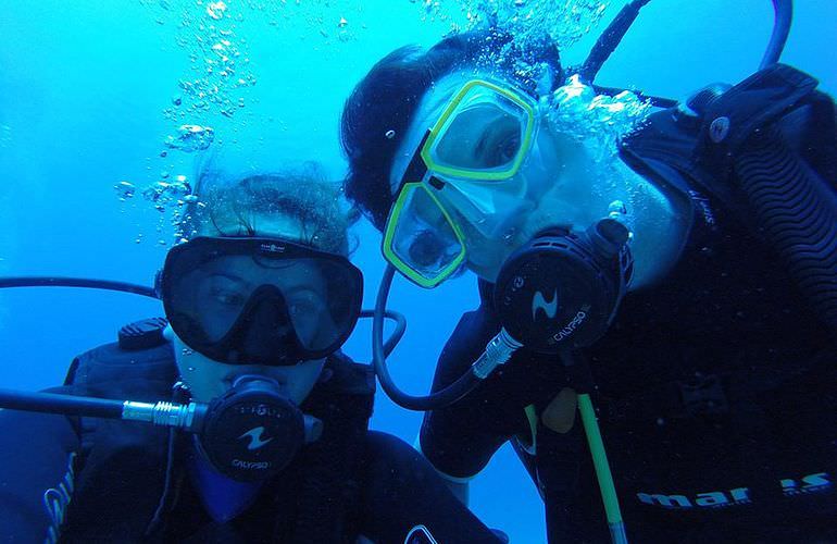 Fun Diving Sahl Hasheesh- Ganztägige Tauchfahrt mit 2 Tauchgängen