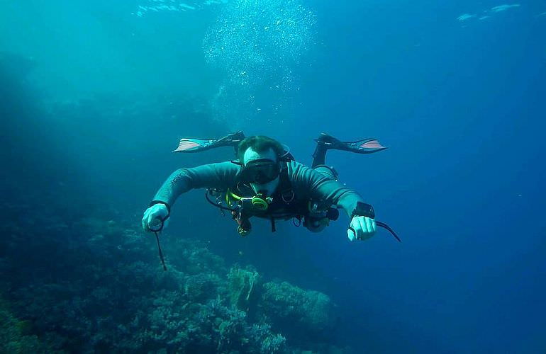 Fun Diving Sahl Hasheesh- Ganztägige Tauchfahrt mit 2 Tauchgängen