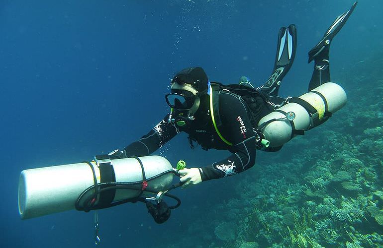 Tauchausflüge für Fortgeschrittene und Anfänger ab Sahl Hasheesh 